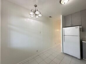 4407 N Keystone Ave, Unit 2 in Chicago, IL - Foto de edificio - Building Photo