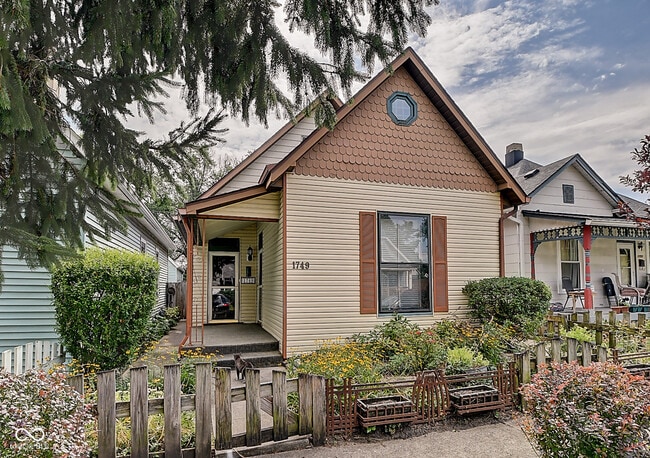 1749 S Delaware St in Indianapolis, IN - Building Photo - Building Photo