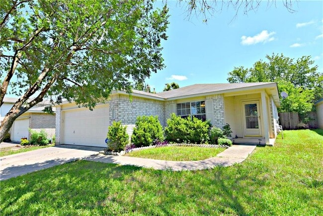2010 Parksville Way in Cedar Park, TX - Building Photo - Building Photo