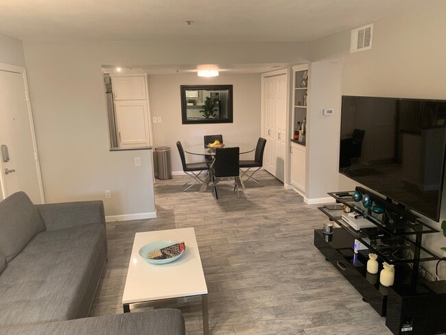 122 Mangano Cir in Encinitas, CA - Building Photo - Building Photo
