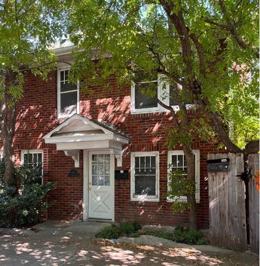 property at 106 E 38th St