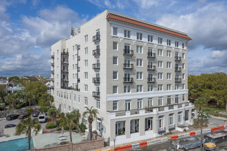 Fort Sumter House in Charleston, SC - Foto de edificio - Building Photo