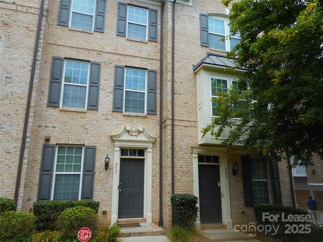 257 N Irwin Ave in Charlotte, NC - Building Photo - Building Photo