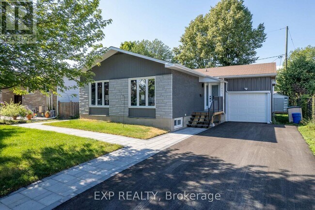 property at 1861 Arizona Ave