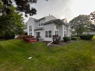 112 S Barton Trail in Batavia, IL - Building Photo