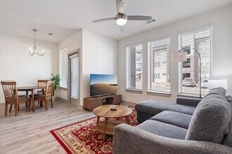 12100 1/2 Ferrystone Glen Dr in Austin, TX - Building Photo - Building Photo