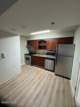 3 Residence Inn Dr in Latham, NY - Building Photo - Building Photo