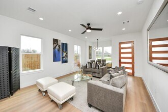 8815 Edgar St in Houston, TX - Building Photo - Building Photo