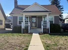 212 N Emerson Ave in Wenatchee, WA - Building Photo