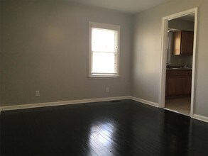 1633 Patton Ave in Junction City, KS - Building Photo - Building Photo