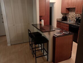 700 N Washington St, Unit 903 in Denver, CO - Foto de edificio - Building Photo