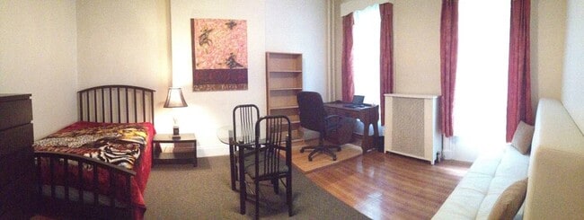 122 India St, Unit 2 B, Unit 2 B