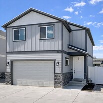 8655 N Oakridge Aly in Eagle Mountain, UT - Building Photo