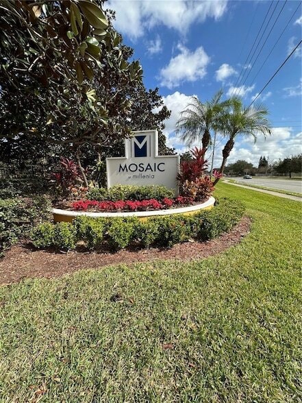3567 Conroy Rd in Orlando, FL - Building Photo - Building Photo