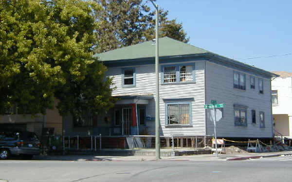 350 Foothill Blvd in Oakland, CA - Building Photo