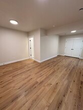 5472 N Orville St, Unit B in Eagle Mountain, UT - Foto de edificio - Building Photo