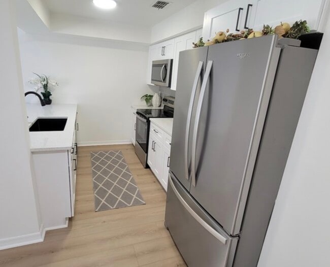 2734 Hunt Club Ln in Orlando, FL - Foto de edificio - Building Photo