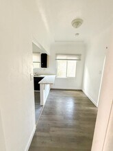 612 57th St in Los Angeles, CA - Building Photo - Building Photo