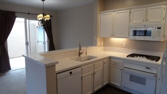 2791 N Blackburn Dr in Orange, CA - Building Photo