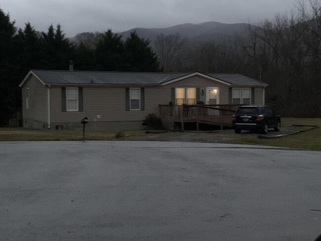 property at 307 Tammy Lynn Cir