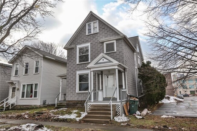 property at 79 Richmond St