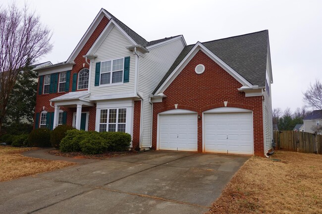 9 Bricewood Dr in Greer, SC - Foto de edificio - Building Photo