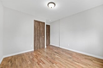 6122 Walnut St in Philadelphia, PA - Building Photo - Building Photo