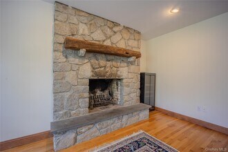 19-21-21 Lamela Dr in Marlboro, NY - Building Photo - Building Photo