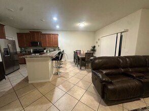 3300 Rodrick Cir in Orlando, FL - Building Photo - Building Photo