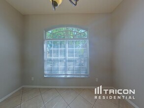 224 Taylor Bay Ln in Brandon, FL - Building Photo - Building Photo
