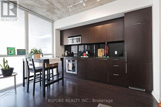 478-478 King St W in Toronto, ON - Building Photo - Building Photo