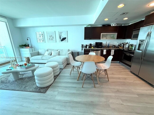 property at 950 Brickell Bay Dr