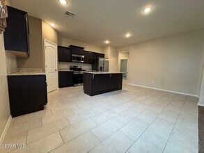 11470 Park Ln in Socorro, TX - Building Photo - Building Photo