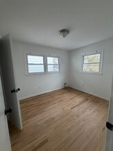 14 Olean Ave, Unit 2 in Jersey City, NJ - Building Photo - Building Photo