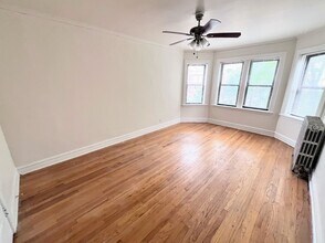3205 W Cortland St in Chicago, IL - Building Photo - Building Photo