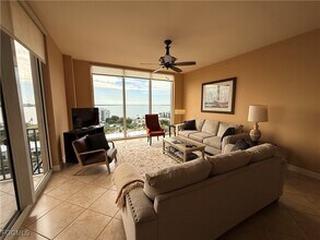 3414 Hancock Bridge Pkwy in North Fort Myers, FL - Foto de edificio - Building Photo