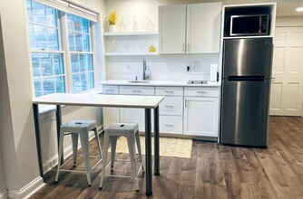 4745 Massachusetts Ave NW, Unit AU Park/Spring Valley Walk-In Basement Suite in Washington, DC - Building Photo - Building Photo