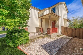 9688 Queenscliffe Dr in Littleton, CO - Building Photo - Building Photo