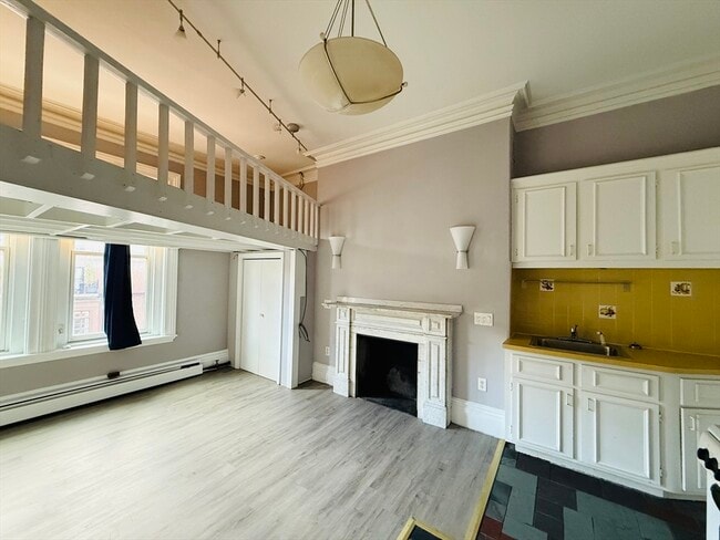 350 Beacon St, Unit 3B