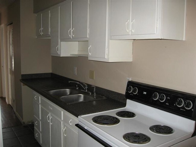 1826 Marietta Dr-Unit -2 in Lexington, KY - Building Photo - Building Photo