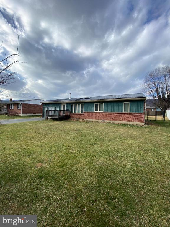 1030 Georgia Ave in Keyser, WV - Building Photo - Building Photo