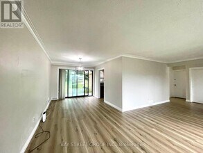 52 Elvaston Dr in Toronto, ON - Building Photo - Building Photo
