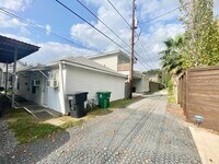 640 1/2 Columbia St photo'