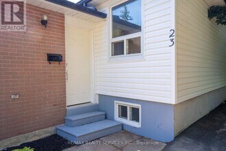 23 Fidelia Crescent in Brampton, ON - Building Photo - Building Photo