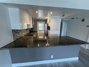 3150 N Palm Aire Dr in Pompano Beach, FL - Building Photo - Building Photo