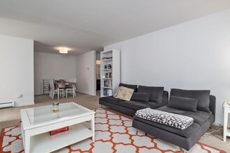 28 Hillside Terrace, Unit A in White Plains, NY - Building Photo - Building Photo