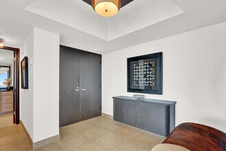 5510 N Ocean Dr, Unit 12B in Riviera Beach, FL - Building Photo - Building Photo