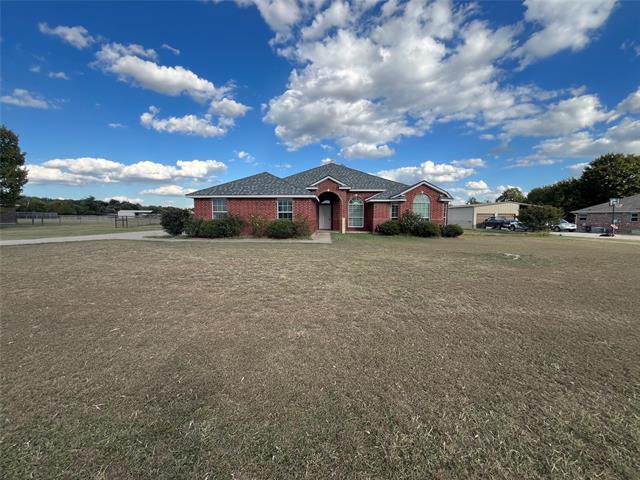 104 Cinnamon Ct in Weatherford, TX - Building Photo - Building Photo
