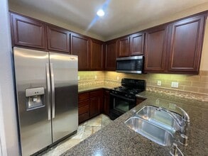 1118 Goddard St in San Marcos, CA - Building Photo - Building Photo