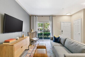 La Costa Villas in Dallas, TX - Building Photo - Building Photo